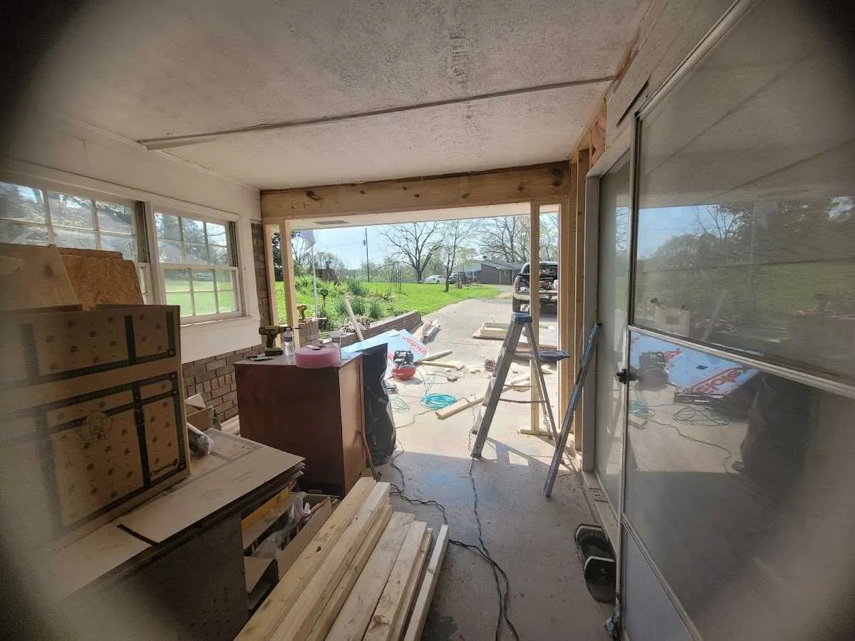 Air movers and dehumidifier for Water Mitigation Services in Fort Morgan